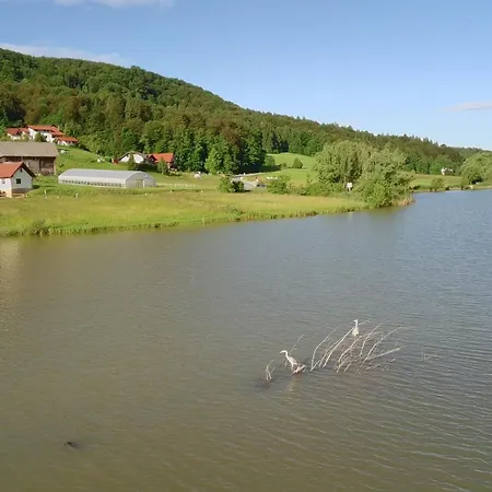 Slivnisko Jezero Hisa