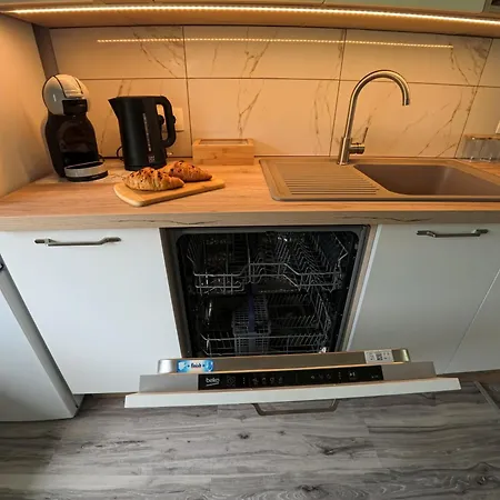 Slivnisko Jezero Hisa