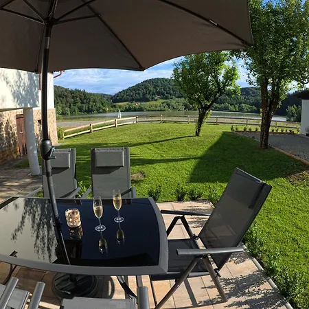 Počitniška hiša Slivnisko Jezero Hisa *