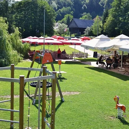 Slivnisko Jezero Hisa Vakantiehuis *