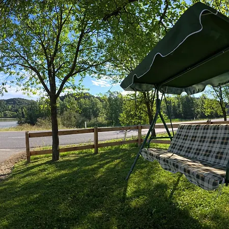 Slivnisko Jezero Hisa * Veliki Rakitovec